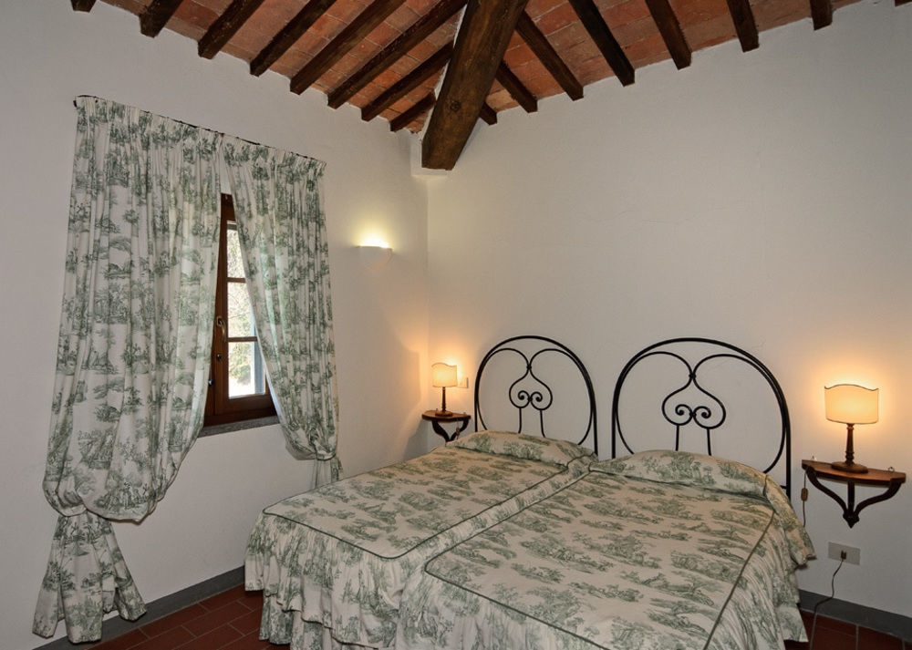 Badia Di Morrona Hotel Soianella Exterior photo
